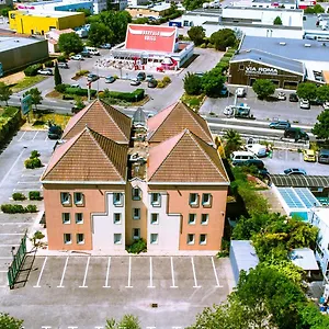 2* Hotel Face West
